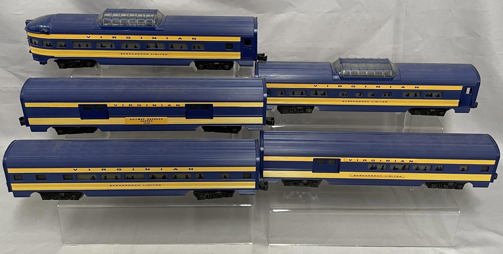 Custom Painted Williams Virginian Cars: 5 Nicely done on aluminum bodies. There are a few pant chips hear and there, but are fairly clean and shows light playwear.
