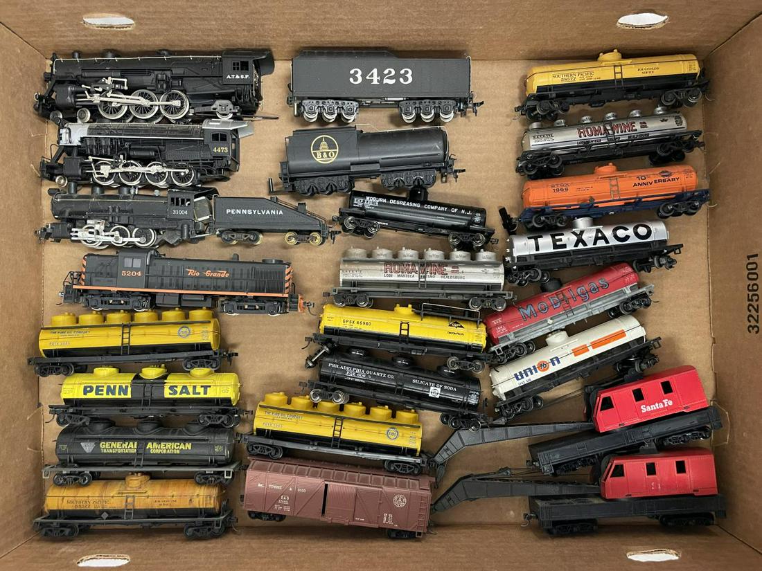Large Group HO Steam, Diesel & Freights: Includes a Riva-Rossi ATSF Steamer; Bachmann Mogul; American Flyer switcher; Kato RS2 with many freight cars, most with Kadee couplers.