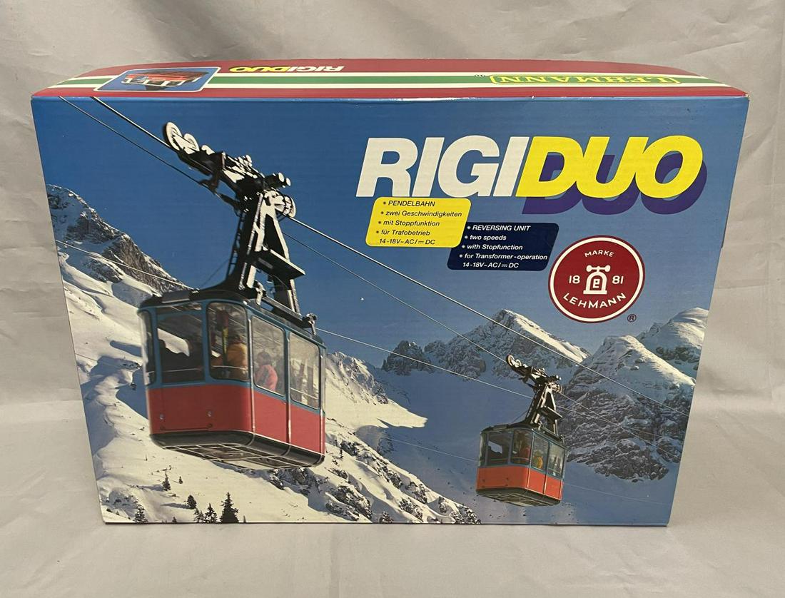Boxed LGB 91013 Cable Car Set: G GAUGE. Nice RigiDuo set with 2 cars, base and figures. It shows some use with booklet and box.