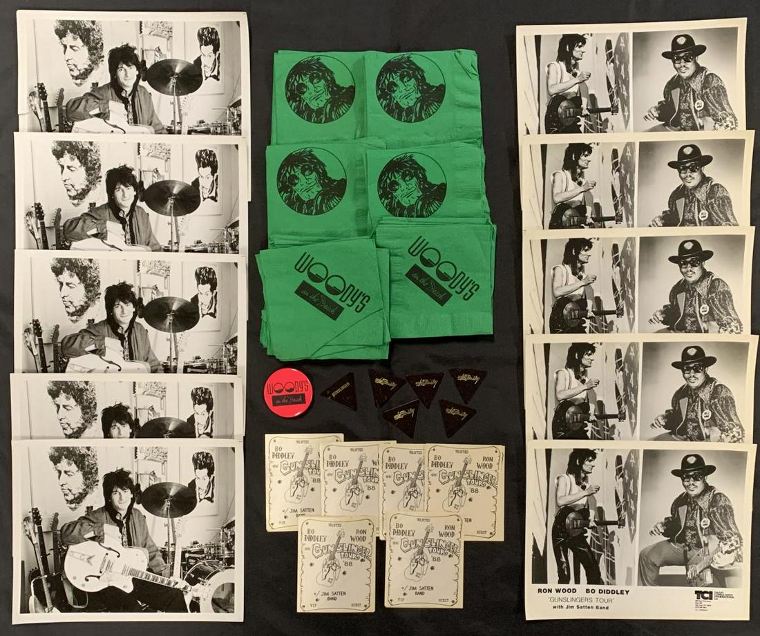 Ron Wood Collectors Items - Woody's Club: Ron Wood (Rolling Stones) Collectors Items, incl. bag of unused Woody's On The Beasch Club Cocktail Napkins, (1) Woody's On The Beach button, (20) Ron Wood and Bo Diddley Gunsliingers Tour '88 cloth b