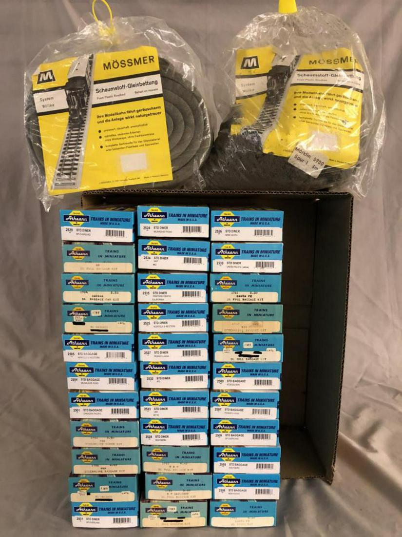 33 Athearn HO Passenger Car Kits (1 of 1)