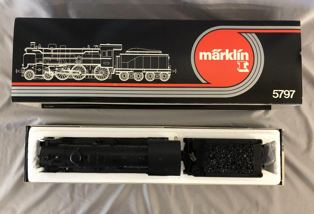 Marklin 1 Ga 5797 DB Steam Locomotive (1 of 3)