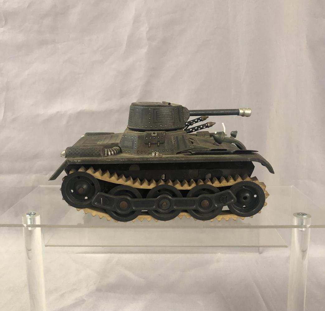 Gama Tank (1 of 4)
