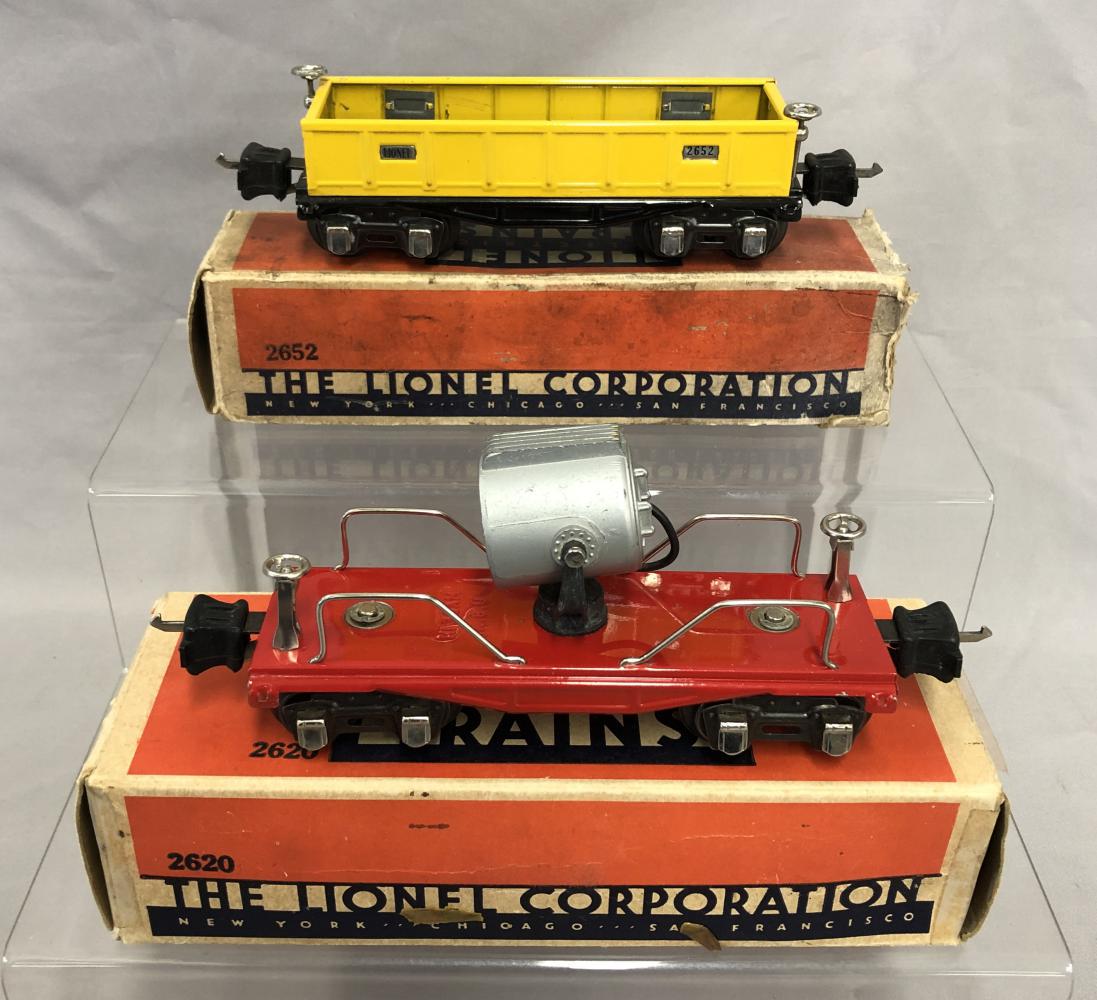 Nice 1938 Boxed Lionel 2620 & 2652 Freights (1 of 8)