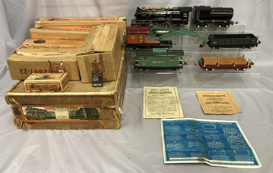 Nice 1931 Lionel Work Train Set 240E (1 of 11)