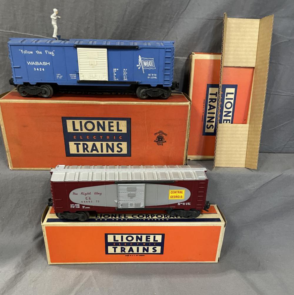 Nice Boxed Lionel 3424 & 6464-375 Freights (1 of 5)