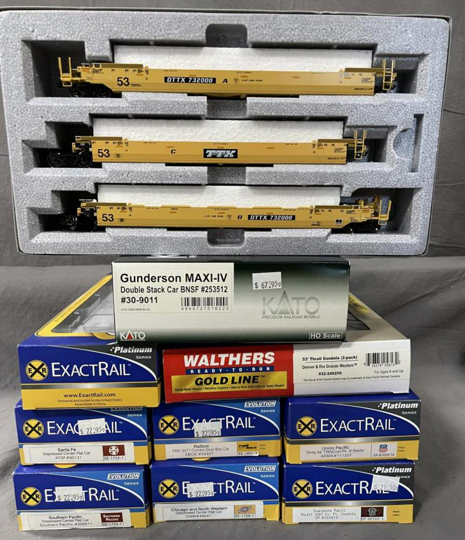 Assorted Boxed HO Rolling Stock (1 of 2)
