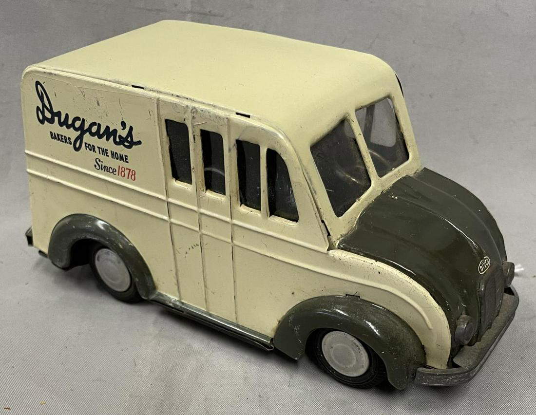 DIVCO TOY DUGAN'S BAKERY TRUCK Sep 17, 2016 Hartzell's Auction