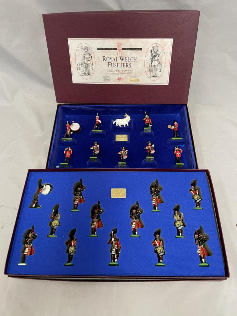 2 Boxed Modern Britains Bands (1 of 3)