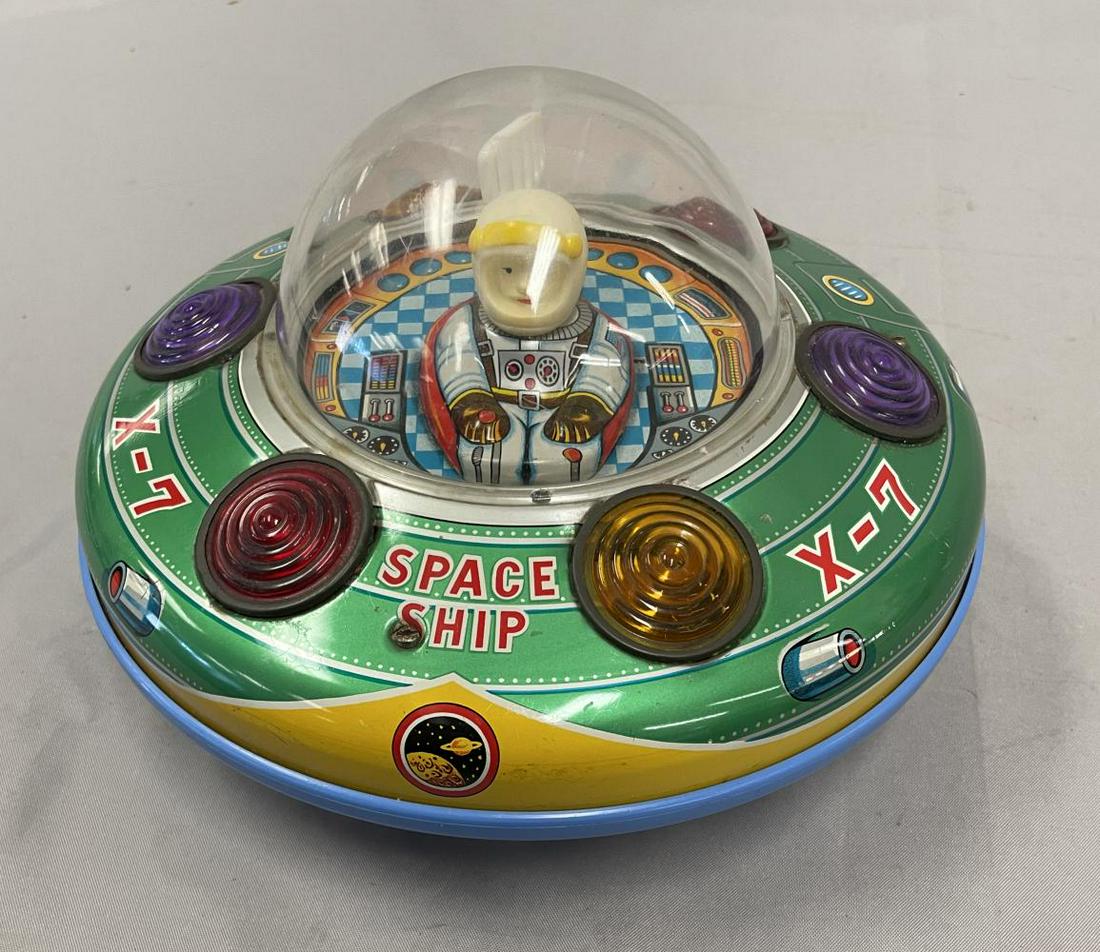 Later MT Japan Spaceship X7 (1 of 3)