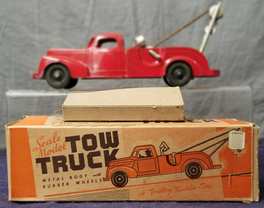 LN Boxed Hubley 474 Wrecker (1 of 10)