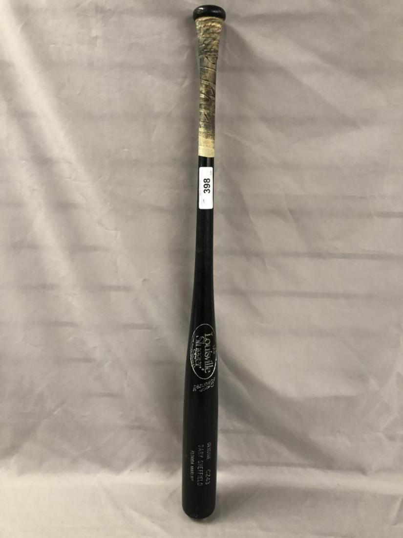 Gary Sheffield Bat. (1 of 6)