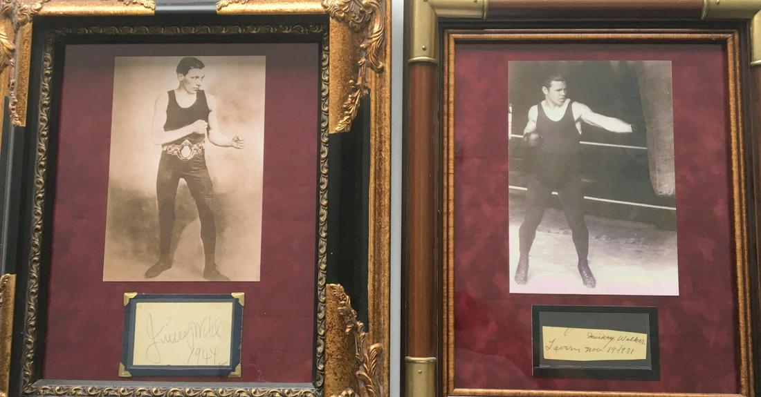 Lot of Two Boxing Autographs. (1 of 5)