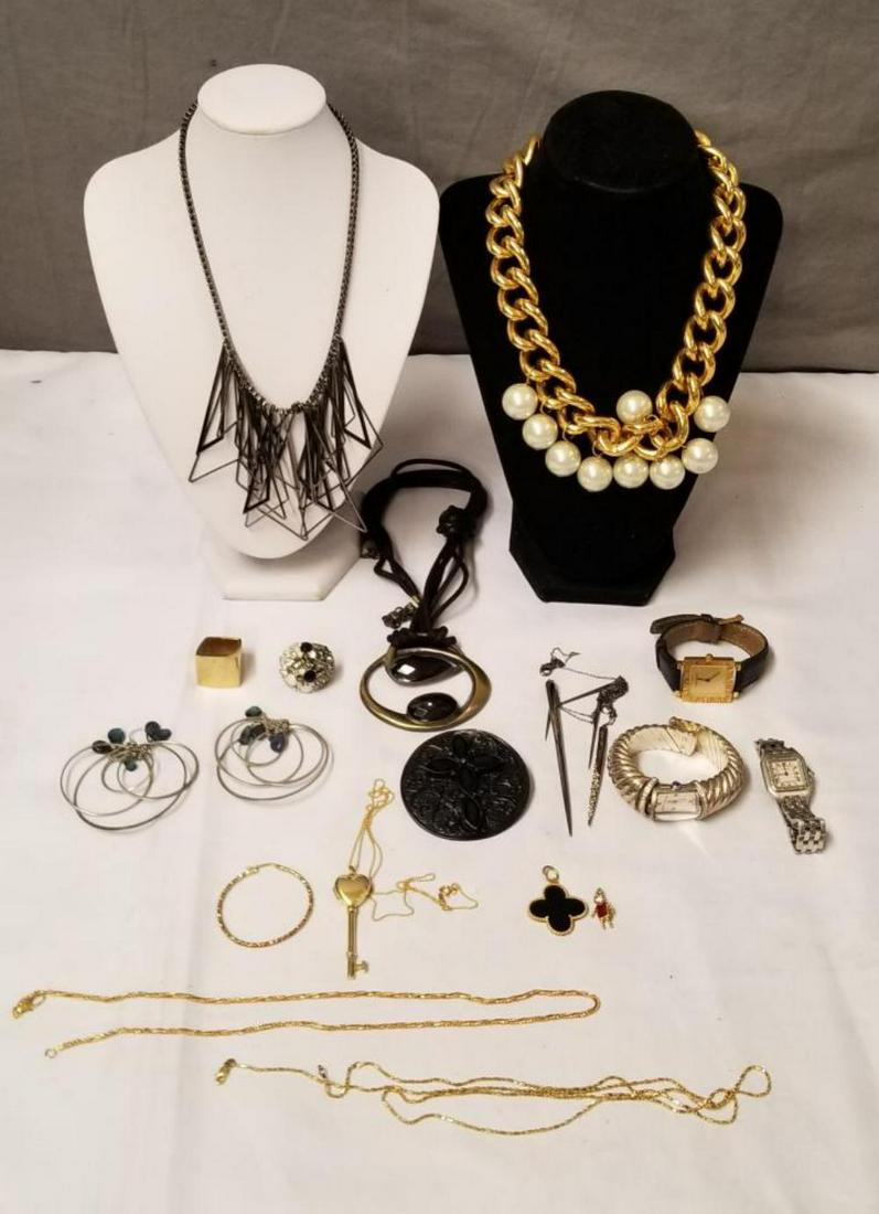 Estate Jewelry Lot. (1 of 7)