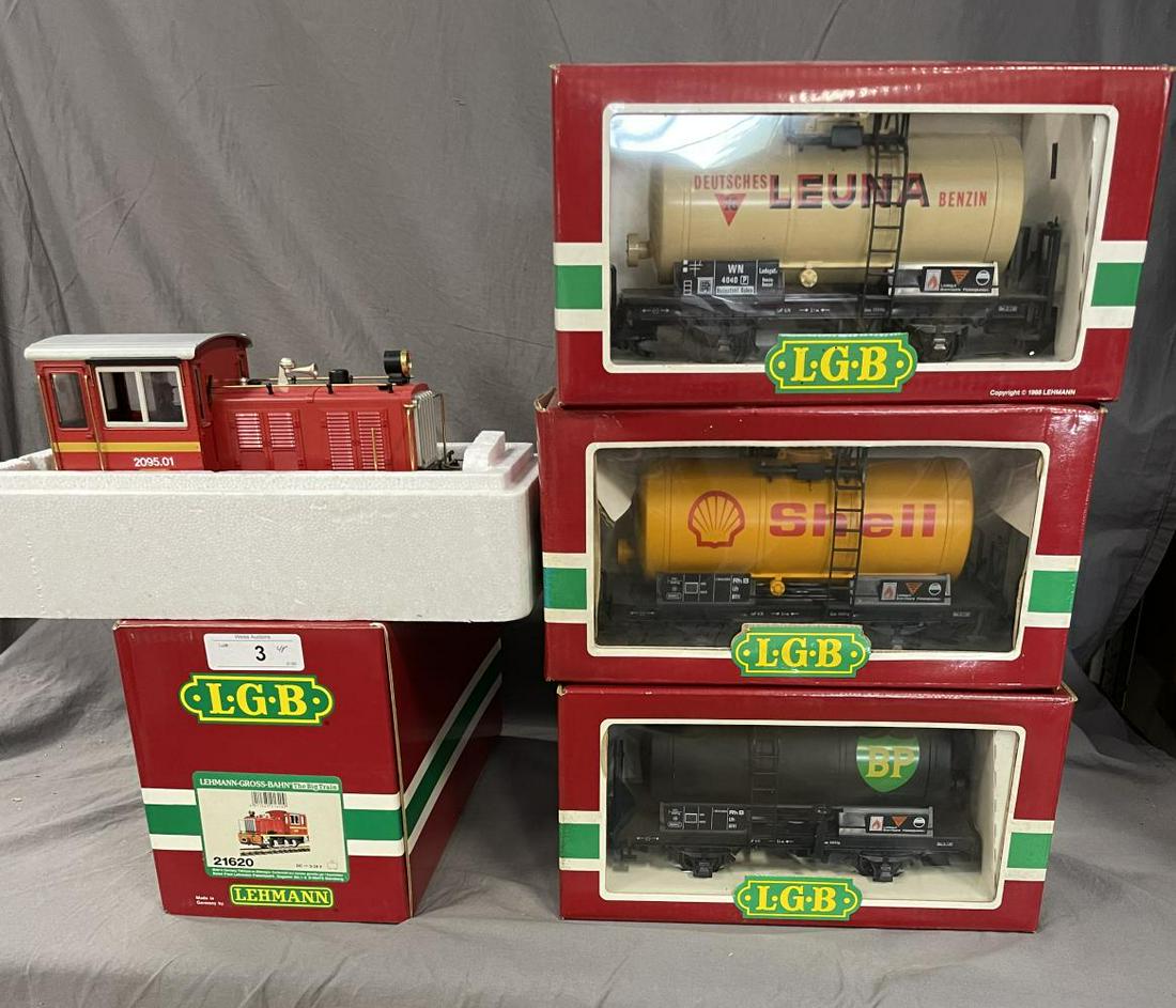 4Pc LGB Diesel Tank Car Train (1 of 2)