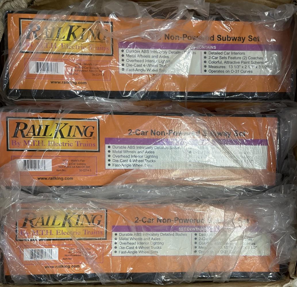 3 MTH RailKing 30-2274-3 MTA Worlds Fair 2-Packs (1 of 2)