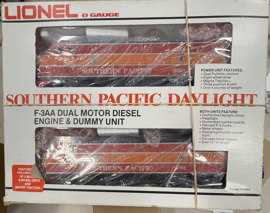 Lionel MPC 8260/8262 SP Daylight F3 AA Diesels (1 of 1)