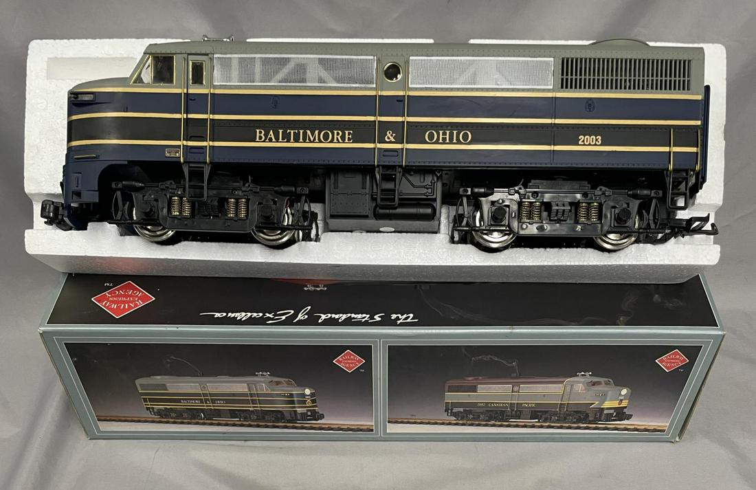 REA 22003 B&O FA1 Diesel: Clean example showing light playwear with insert and box.
