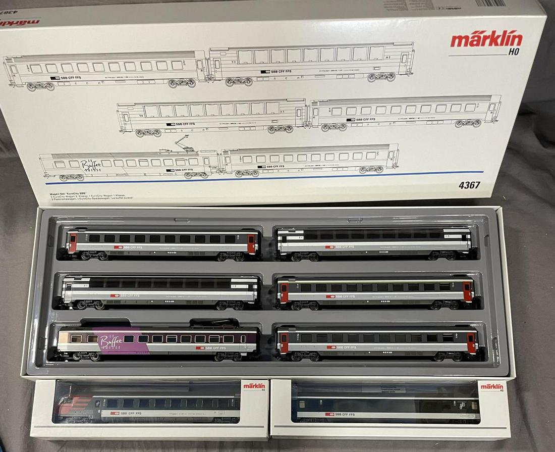 3pc Marklin HO Swiss Passenger Cars (1 of 3)