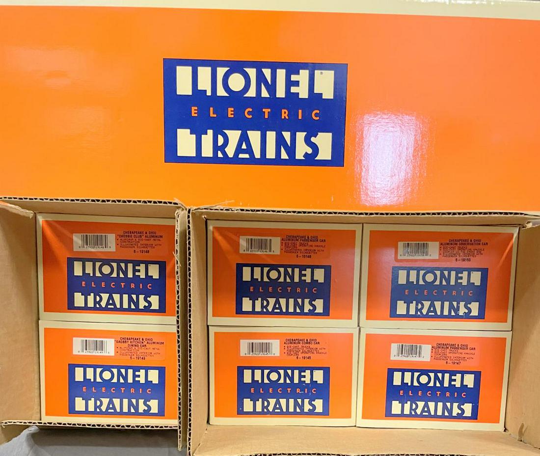 Lionel C&O Semi-Scale Steam Passenger Set (1 of 4)