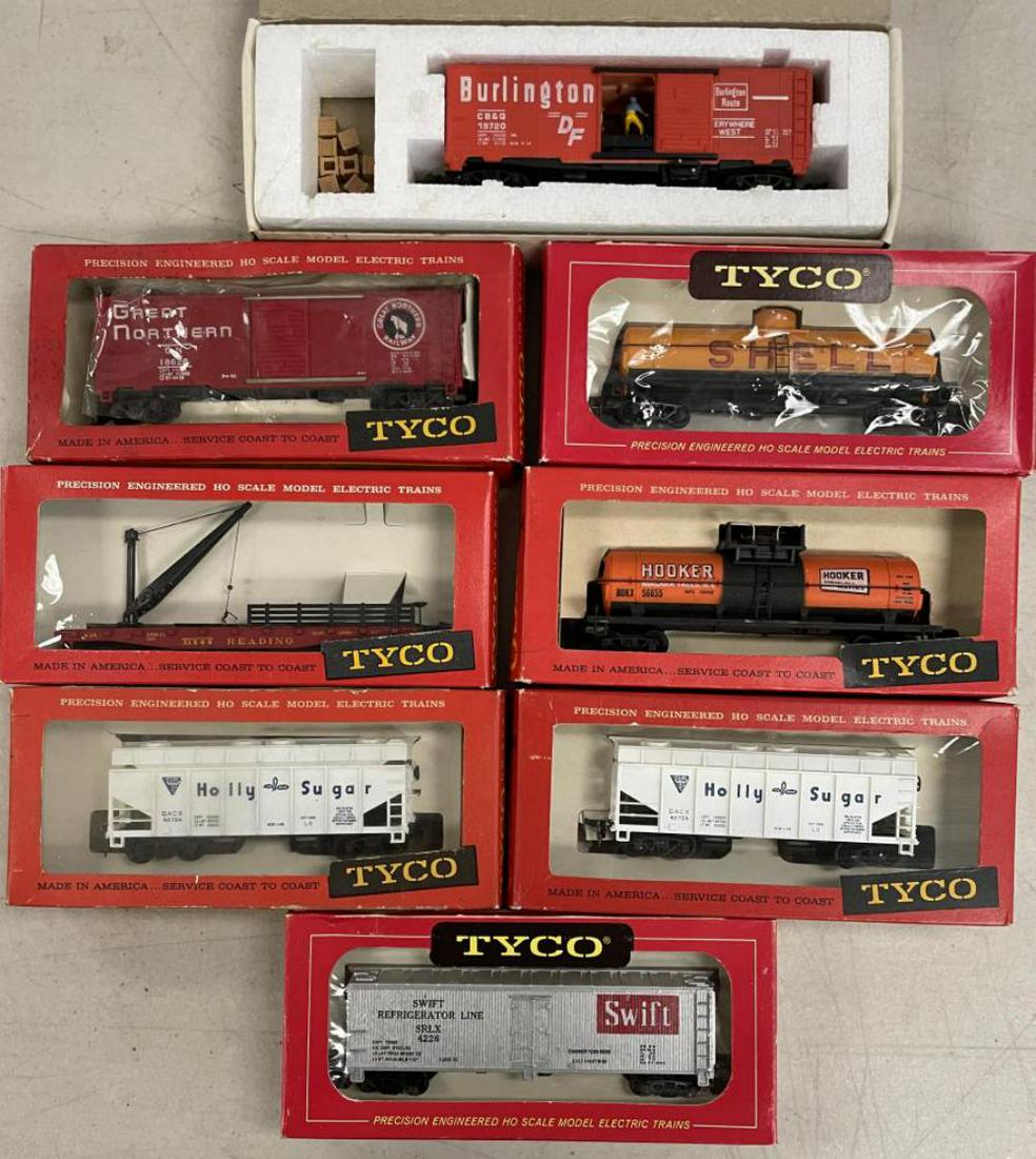 8 Boxed Tyco Mantua HO Freight Cars, 1 Scarce (1 of 5)