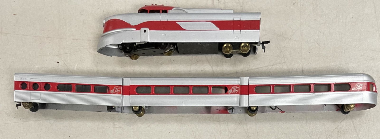 Scarce Tyco Mantua HO Talgo Streeamliner (1 of 3)