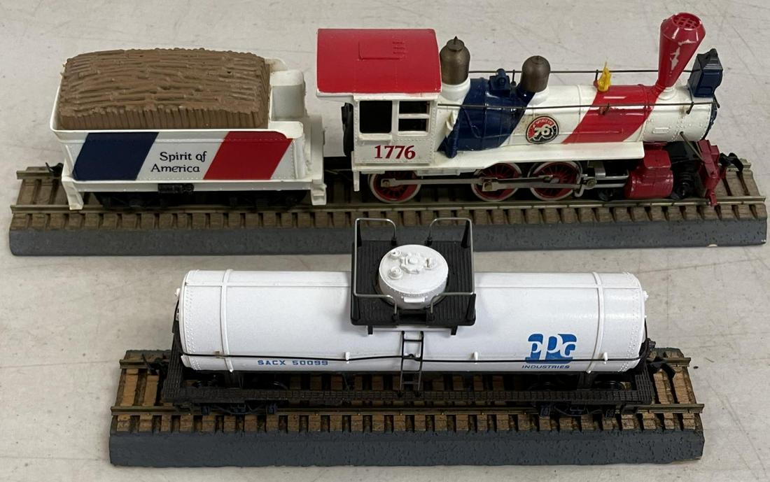 2 Scarce Tyco HO Salesmans Samples (1 of 3)