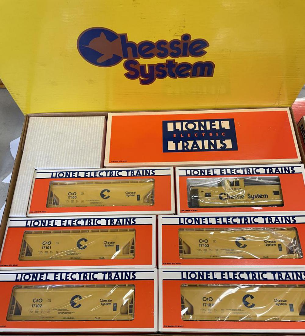 Lionel SSS 11705 Chessie System Set (1 of 1)