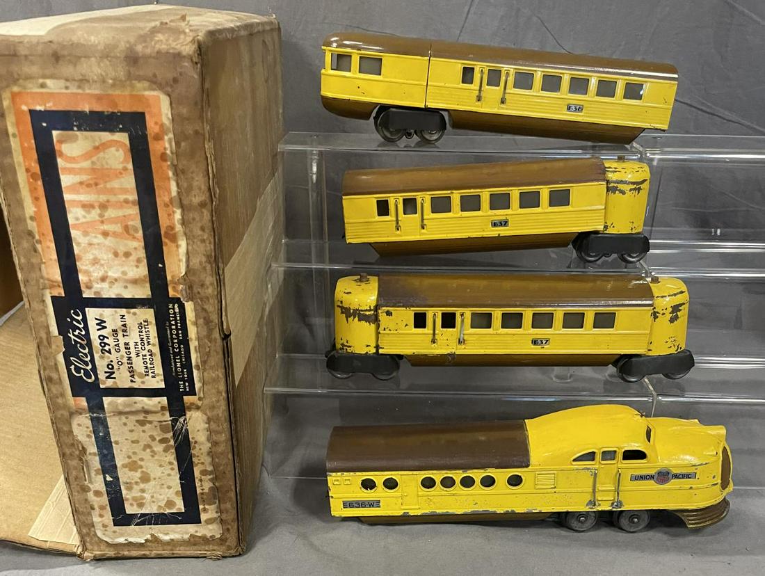 Boxed Lionel City of Denver Streamliner 299W (1 of 9)