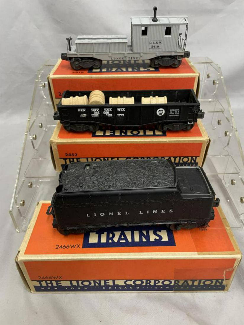 3 Clean Boxed Lionel Trains (1 of 3)