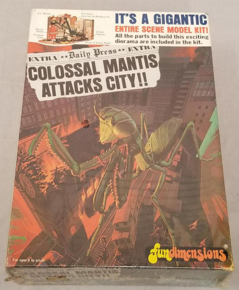 Fundimensions Model Kit Mint in Box. (1 of 4)