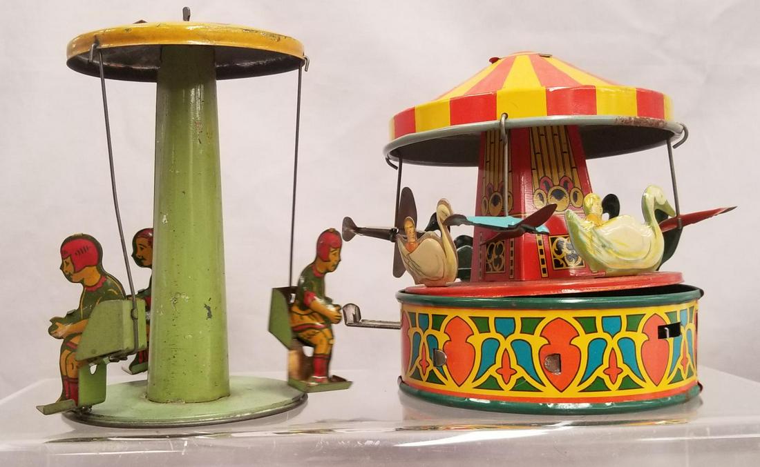 Wyandotte Wind Up Carousel. Lot of Two. (1 of 6)