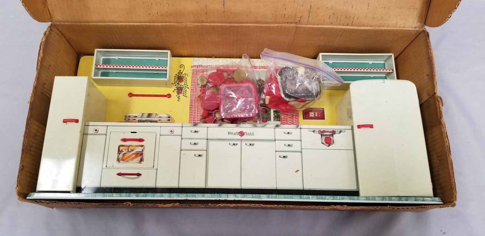 Boxed Marx Modern Kitchen Playset (1 of 6)