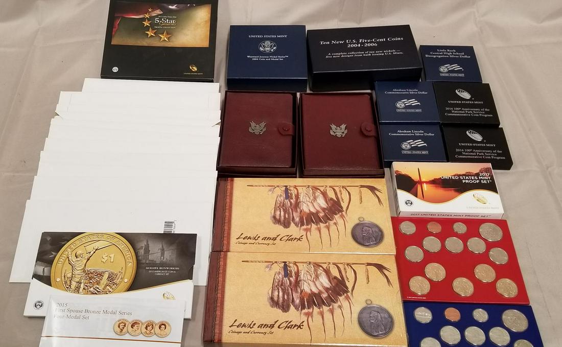 Modern U.S. Coin Lot. (1 of 10)