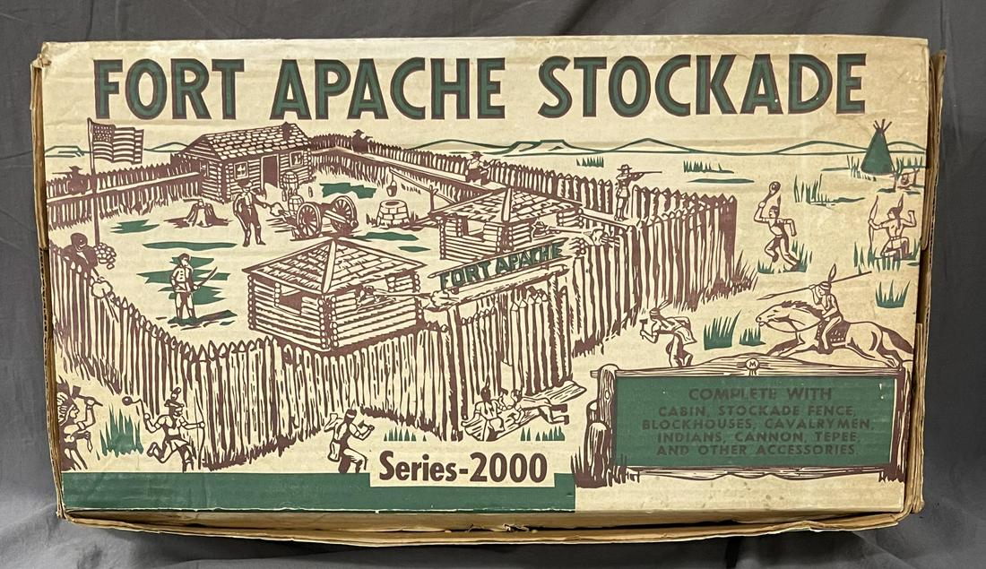 Nice Marx 3682 Fort Apache Playset (1 of 6)