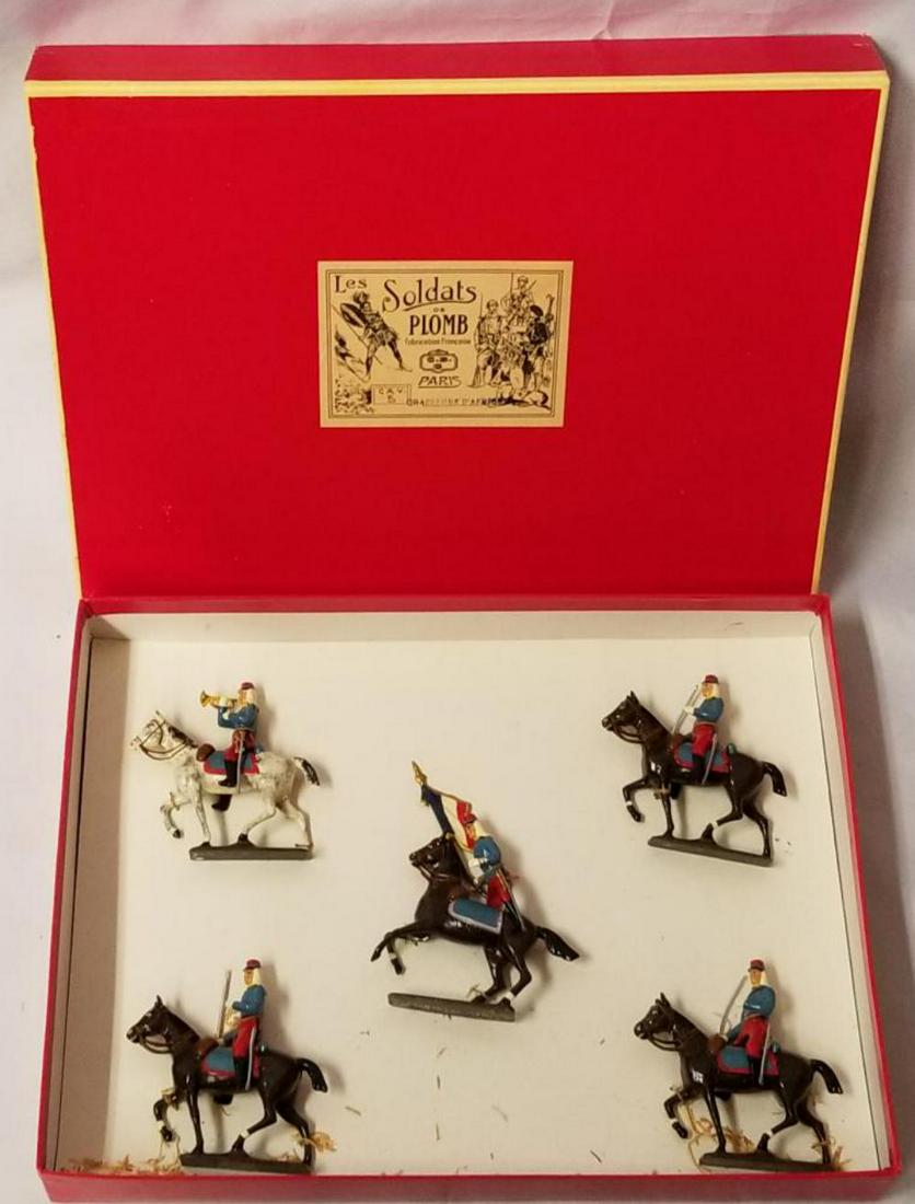 Mignot Chasseurs Mounted Boxed. (1 of 6)