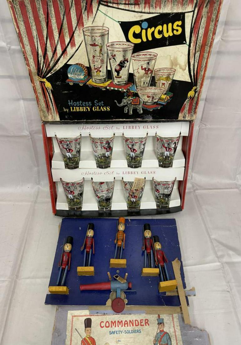 2pc Glasses & Toys Lot (1 of 4)