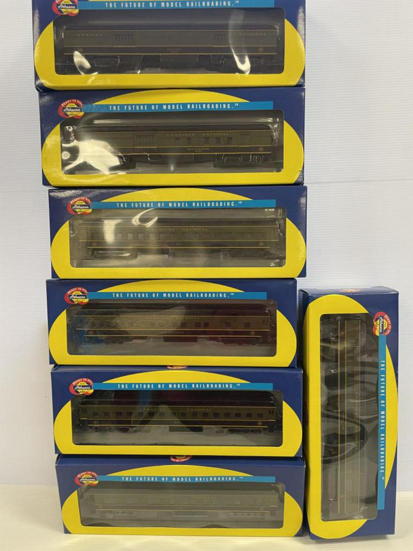 7 Athearn HO CN Heavyweight Cars (1 of 5)