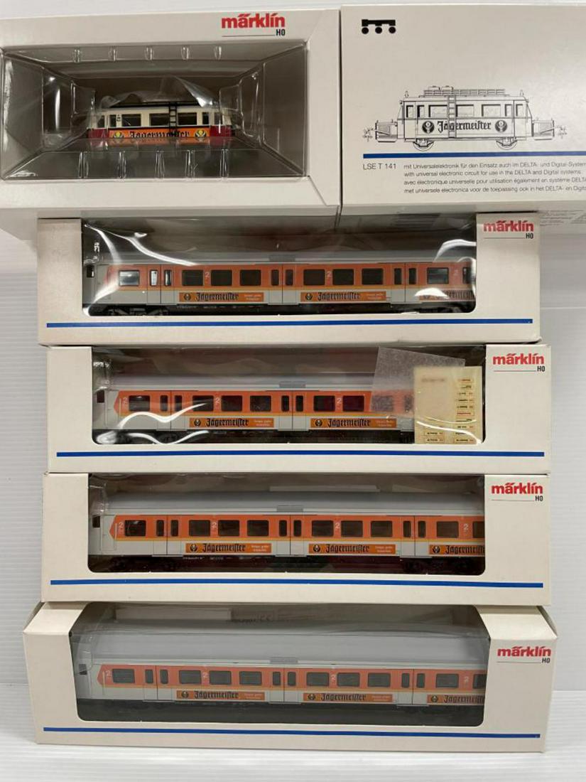 5pc Marklin HO JÃ¡germeiÃŸter Passenger Set (1 of 1)