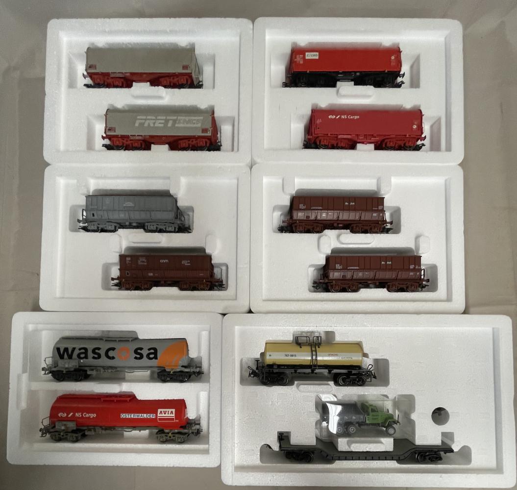 6 Marklin HO Bogey-Truck Freights (1 of 2)
