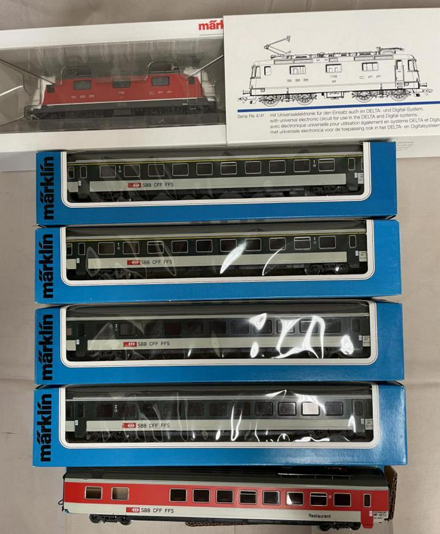 10pc Marklin HO Swiss Express Train (1 of 2)