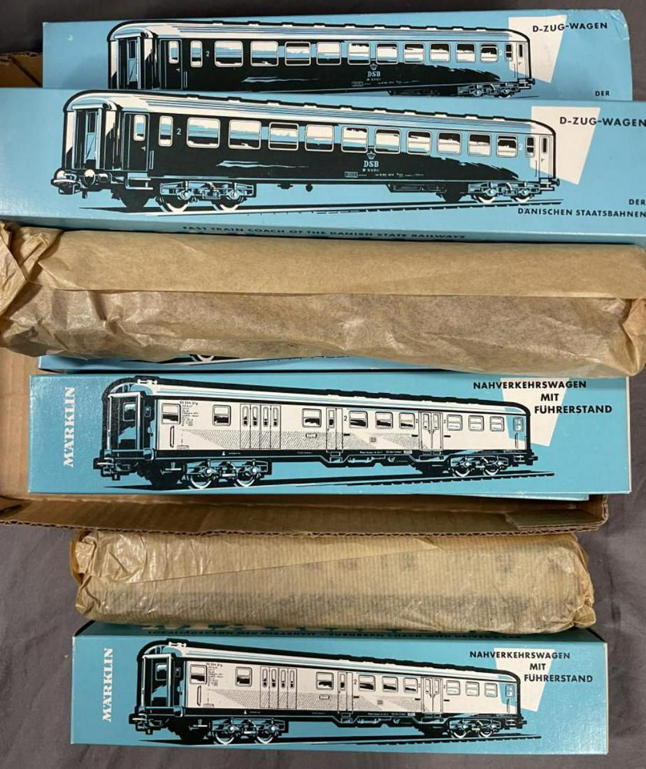 10 Vintage Store Stock Marklin HO Passenger Cars (1 of 2)