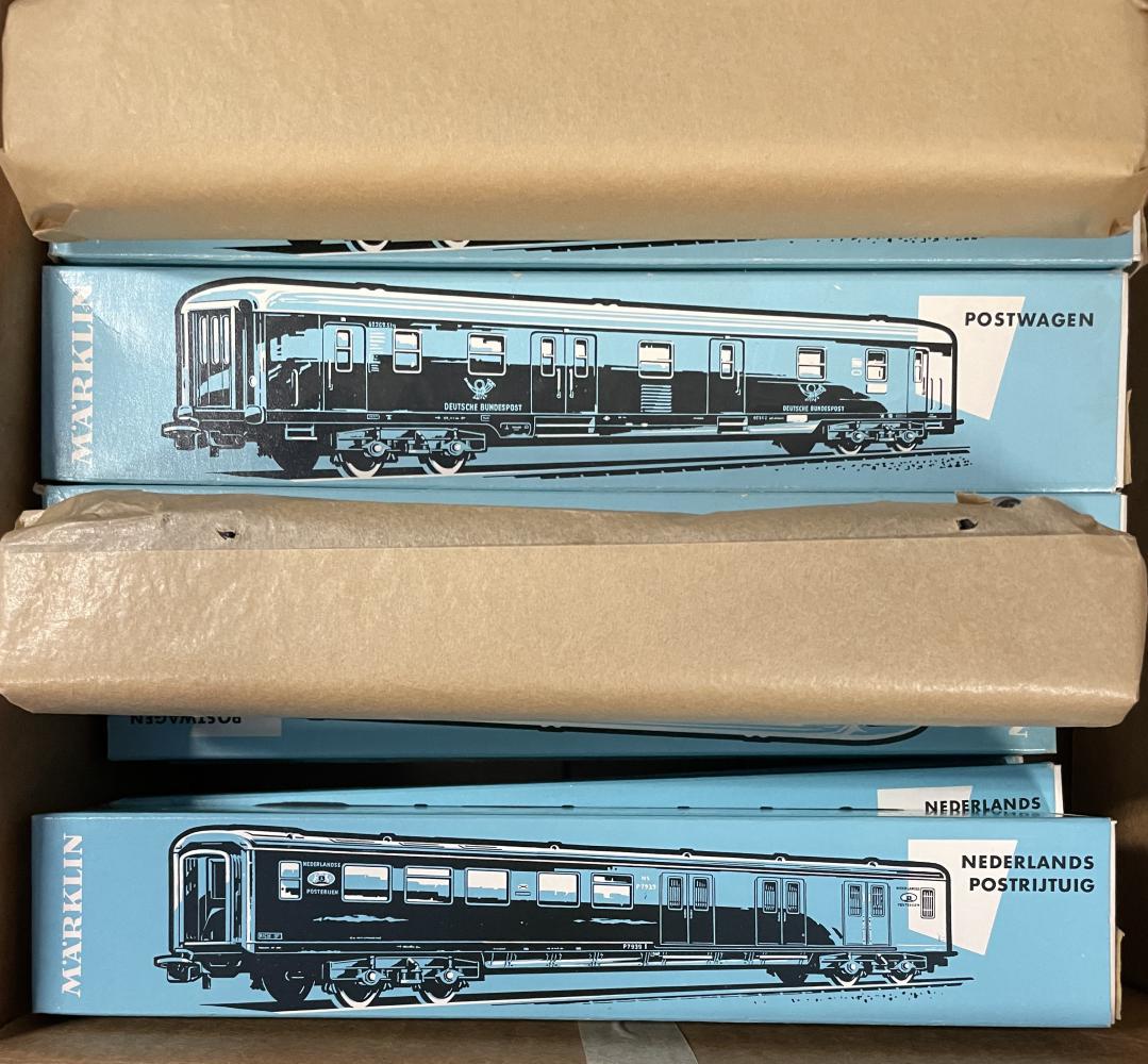 12 Store Stock Marklin Baggage Cars (1 of 2)