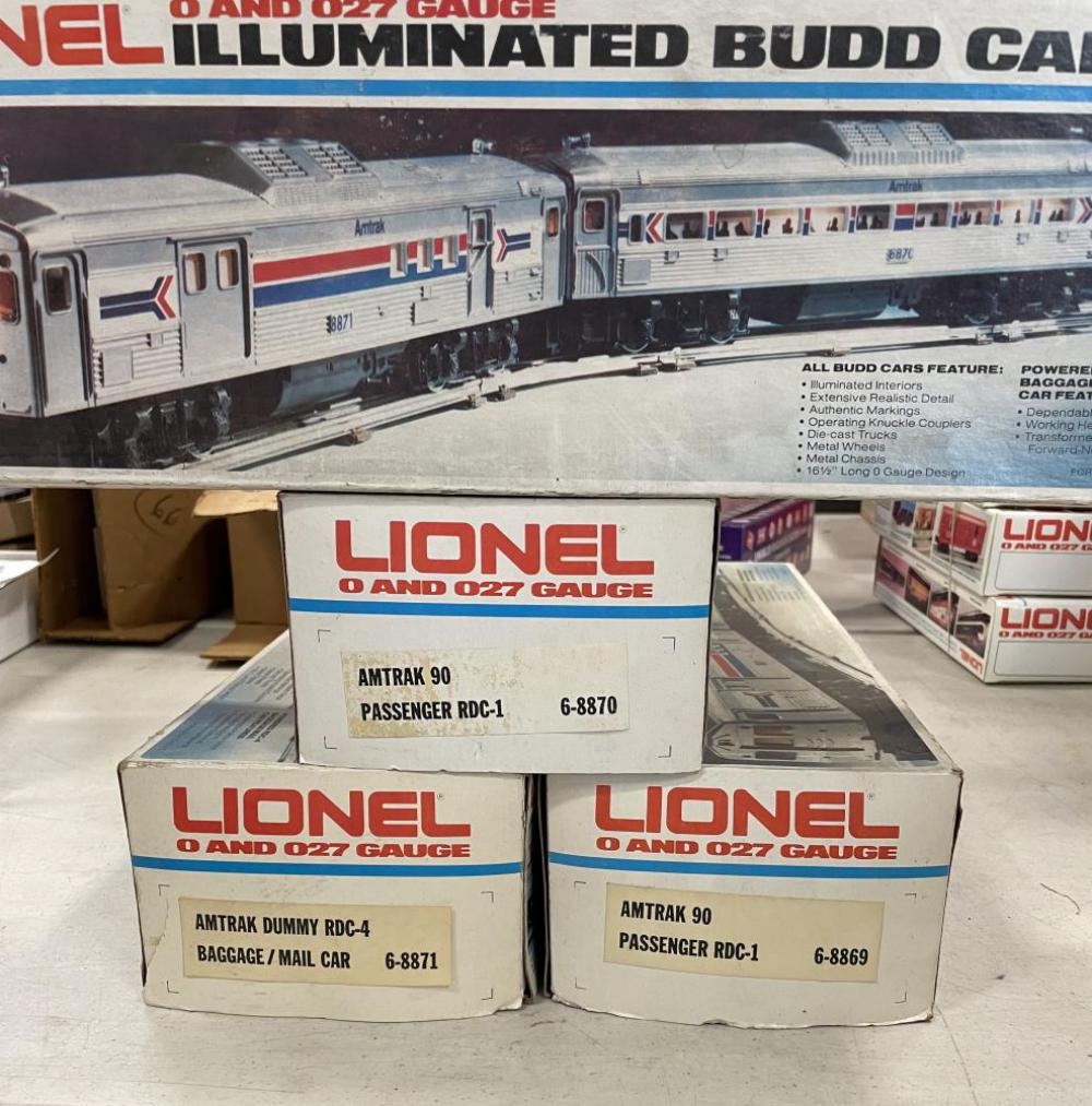 4pc Lionel MPC Amtrak Budd Set (1 of 3)