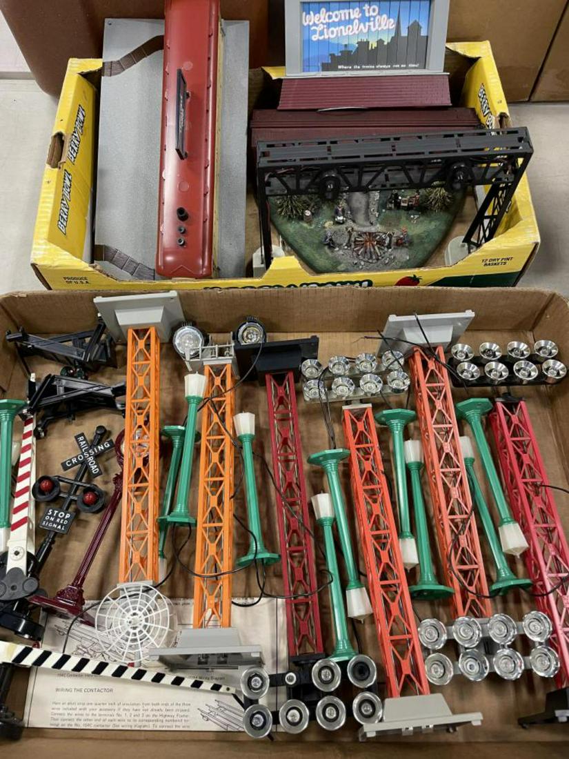 28 Assorted Layout Accessories (1 of 6)