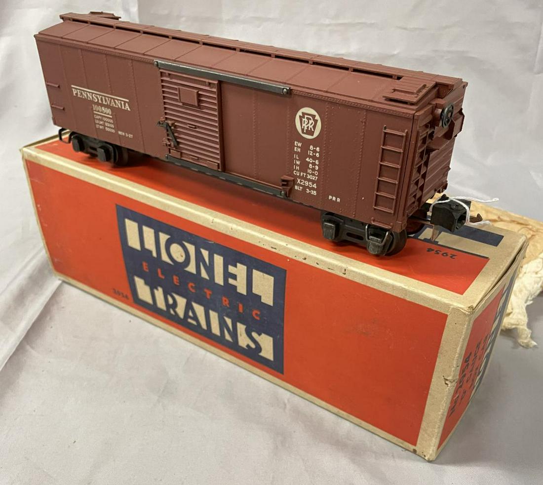 High Grade Boxed Lionel 2954 PRR Boxcar (1 of 3)