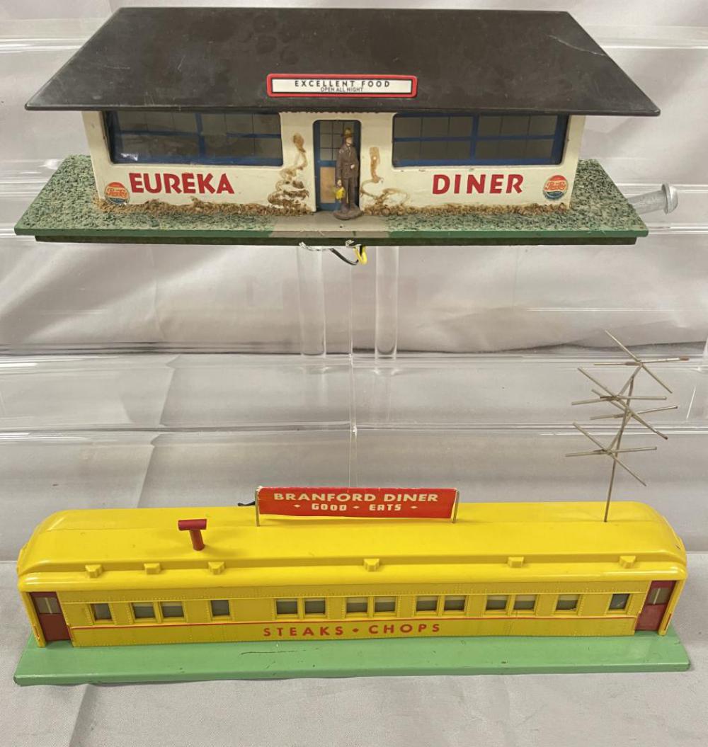 2 American Flyer S Gauge Diners (1 of 4)