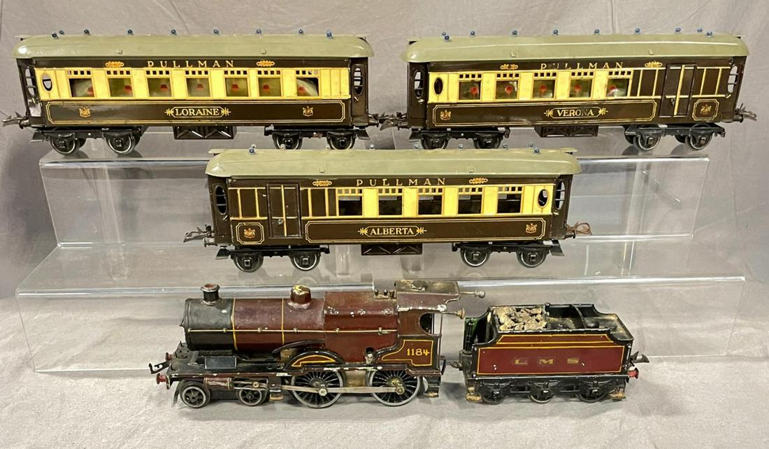 Clean Hornby LMS Passenger Set (1 of 7)