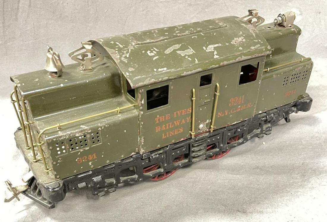 Ives 3241 Electric Locomotive (1 of 3)
