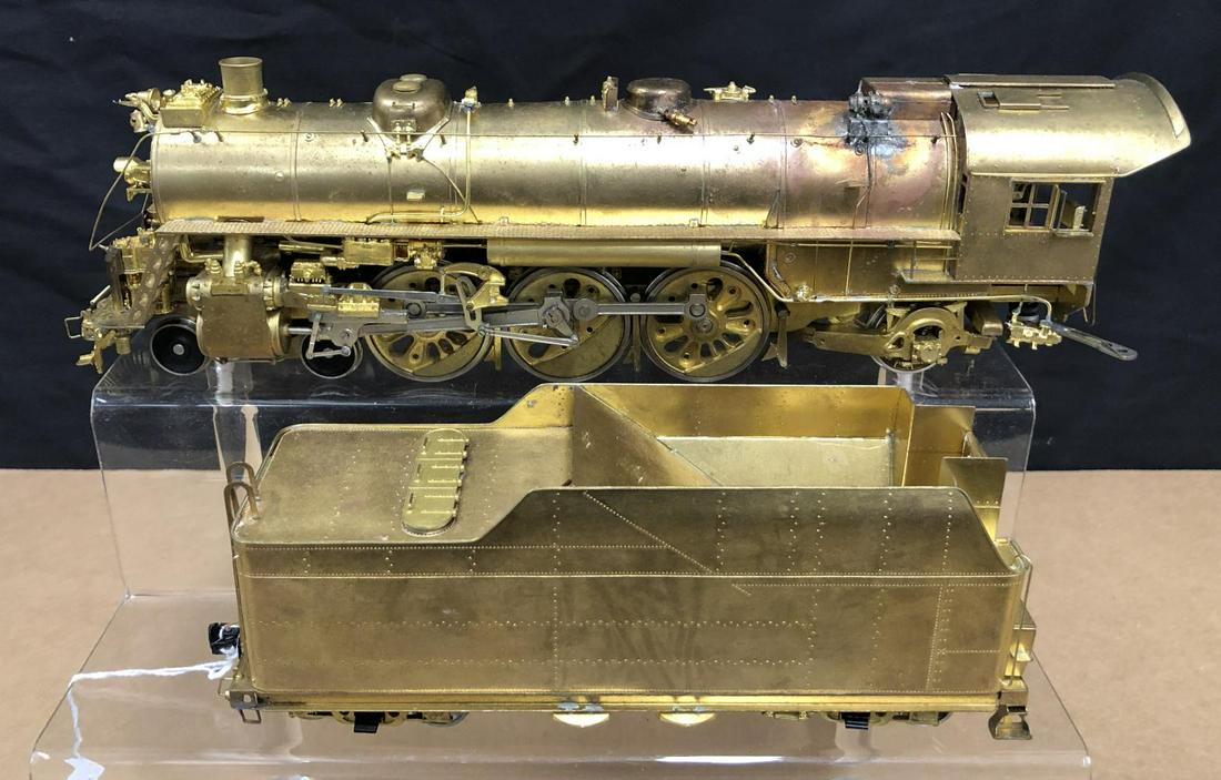 Samhongsa O Scale Brass Pacific Locomotive (1 of 14)